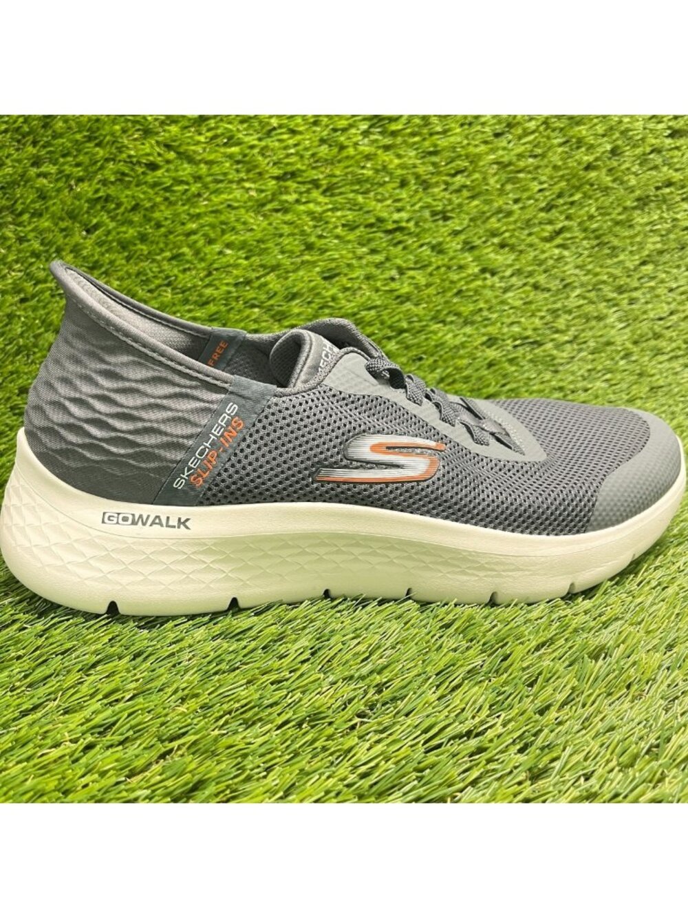 Skechers Go Walk Flex Hands Up Mens Size 9 Gray White Running Shoes Sneakers
